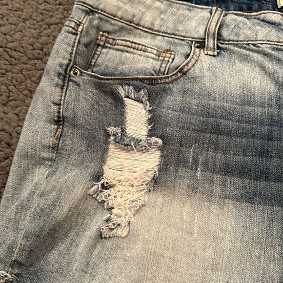 ZCO Jean Shorts Size 22 Plus Size Distressed - Picture 4 of 5